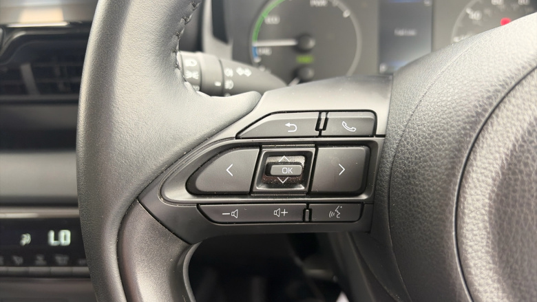 Toyota Yaris 1.5 Hybrid Icon 5dr CVT Hybrid Hatchback